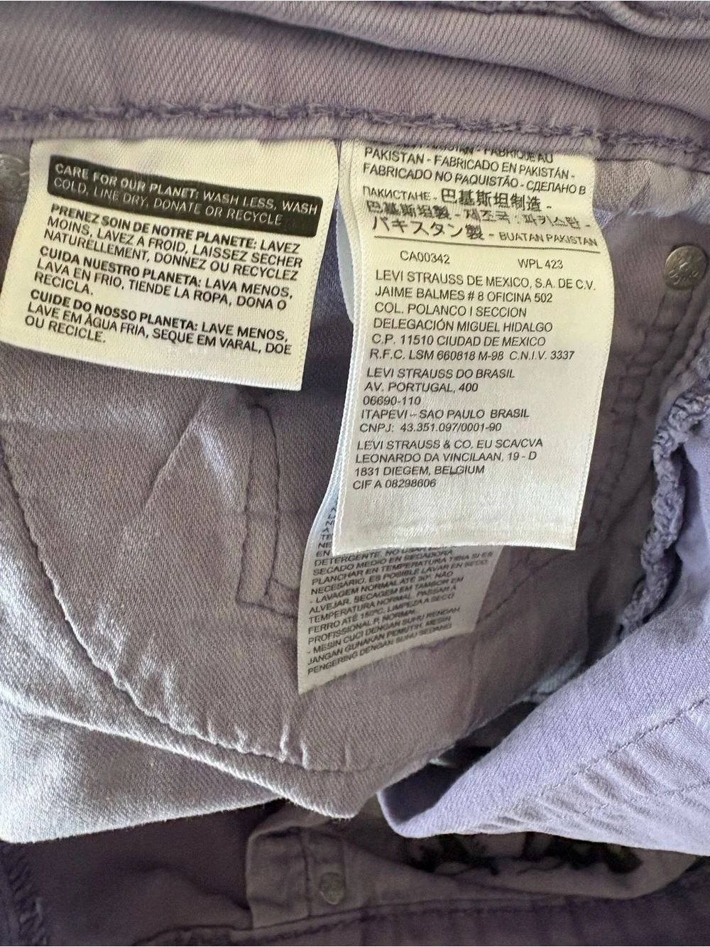 Levi’s 511 Purple Denim Cutoff Shorts – Men’s W40